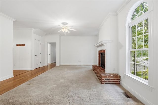4 Boatswain Way, Salem, SC 29676