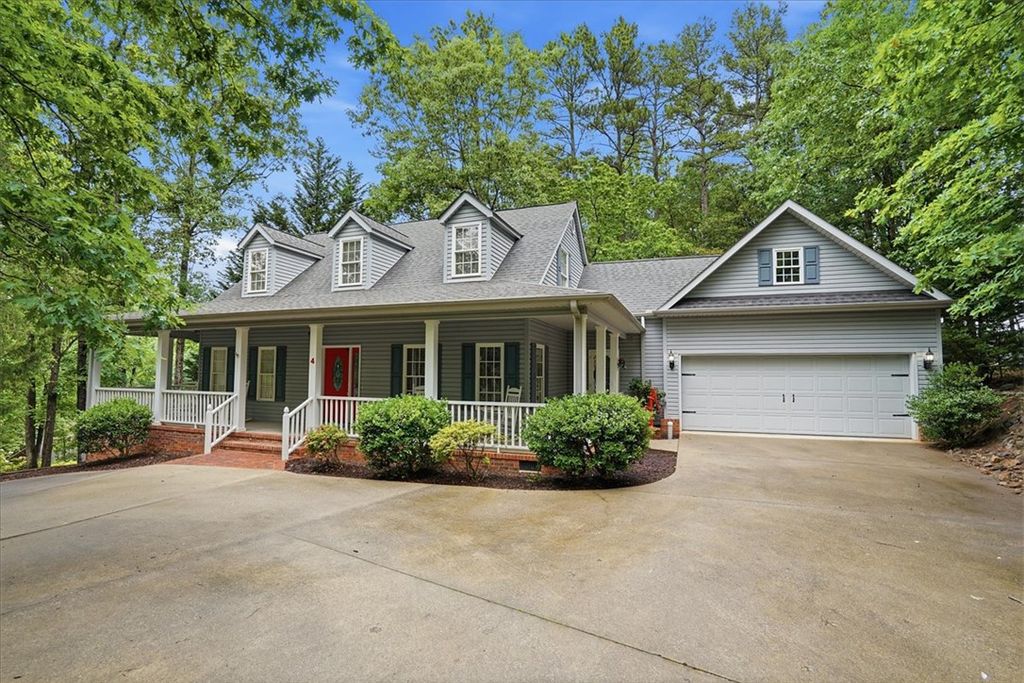 4 Boatswain Way, Salem, SC 29676