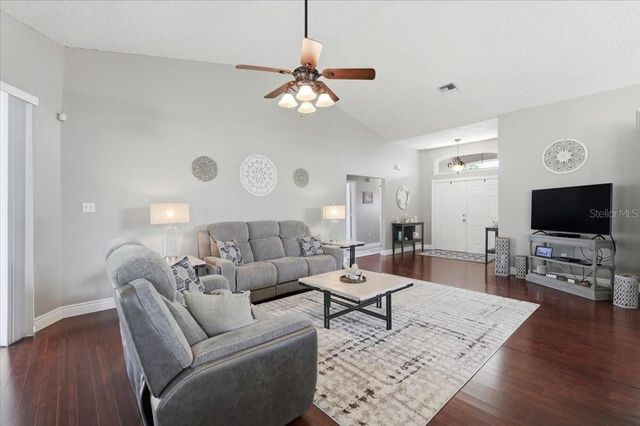 5832 SWALLOW DRIVE, Lakeland, FL 33809
