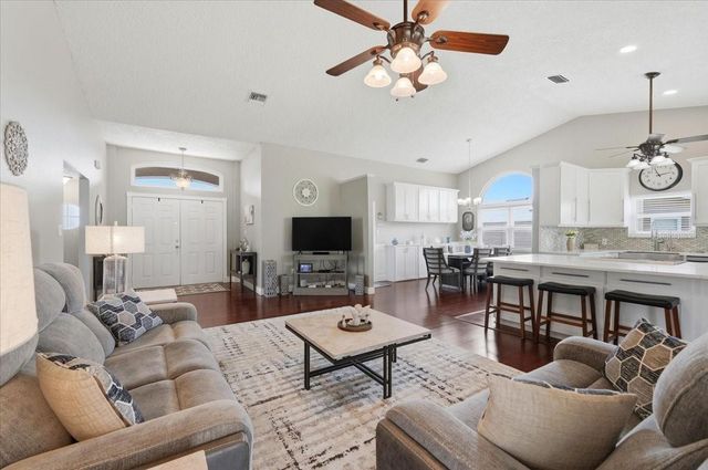 5832 SWALLOW DRIVE, Lakeland, FL 33809