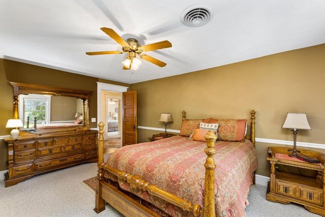 218 14th STREET S, La Crosse, WI 54601