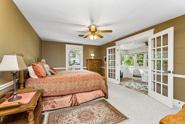 218 14th STREET S, La Crosse, WI 54601