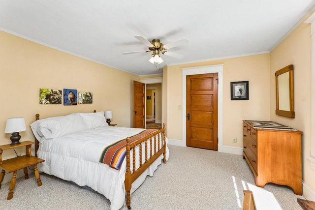 218 14th STREET S, La Crosse, WI 54601