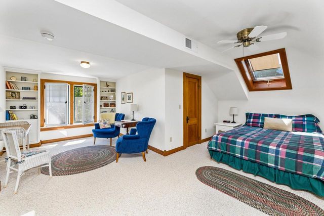 218 14th STREET S, La Crosse, WI 54601