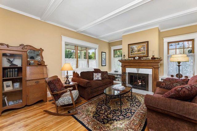 218 14th STREET S, La Crosse, WI 54601