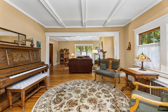 218 14th STREET S, La Crosse, WI 54601