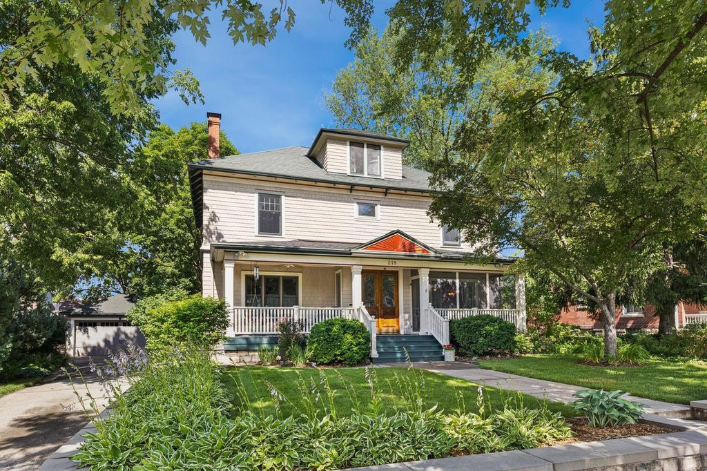 218 14th STREET S, La Crosse, WI 54601