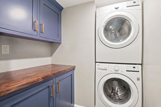 60 Hobson St, Saugus, MA 01906
