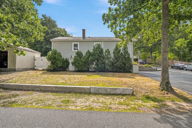 60 Hobson St, Saugus, MA 01906