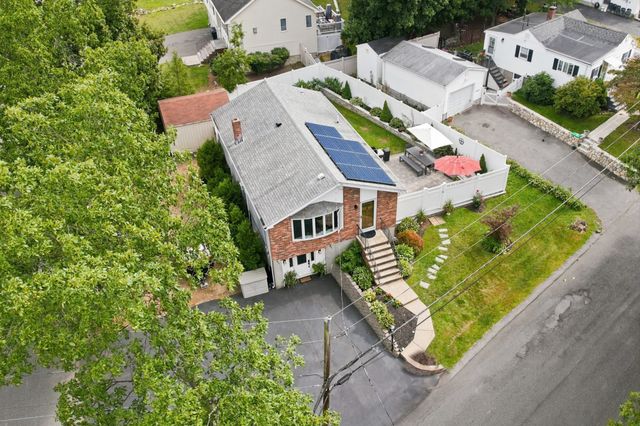60 Hobson St, Saugus, MA 01906