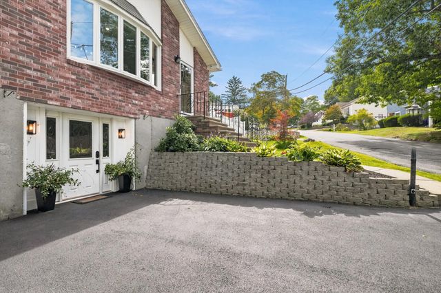 60 Hobson St, Saugus, MA 01906