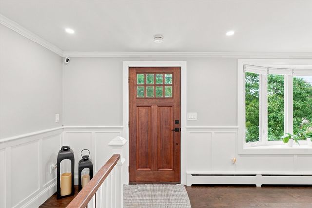 60 Hobson St, Saugus, MA 01906