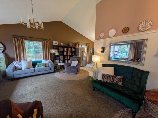 3521 Leslie Lane, Eau Claire, WI 54703