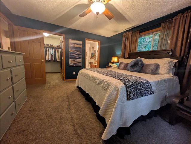 3521 Leslie Lane, Eau Claire, WI 54703