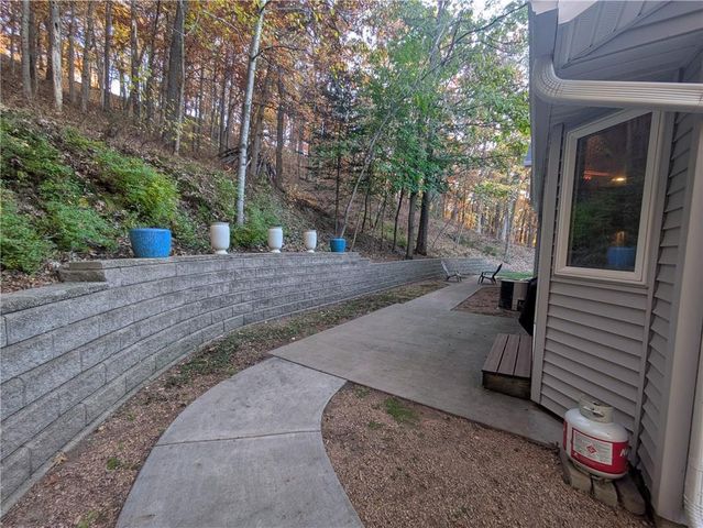 3521 Leslie Lane, Eau Claire, WI 54703