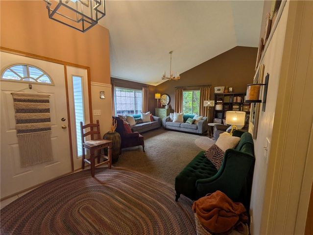 3521 Leslie Lane, Eau Claire, WI 54703