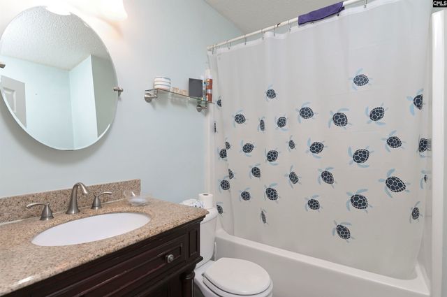 516 S Summers Way, Hopkins, SC 29061