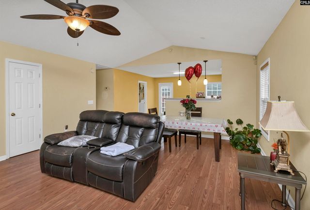 516 S Summers Way, Hopkins, SC 29061