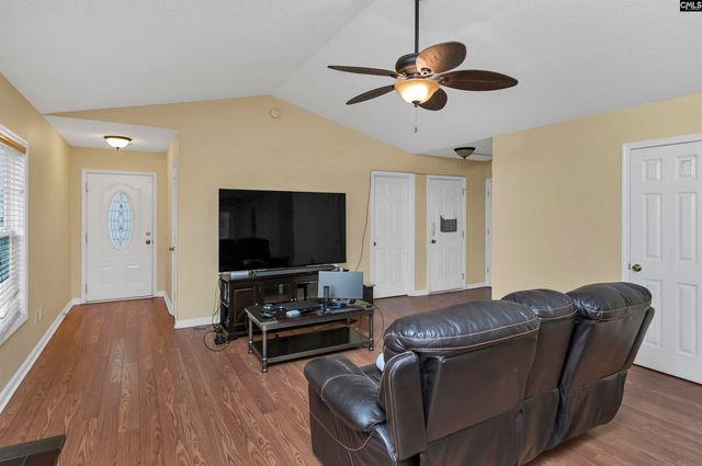 516 S Summers Way, Hopkins, SC 29061