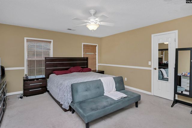 516 S Summers Way, Hopkins, SC 29061