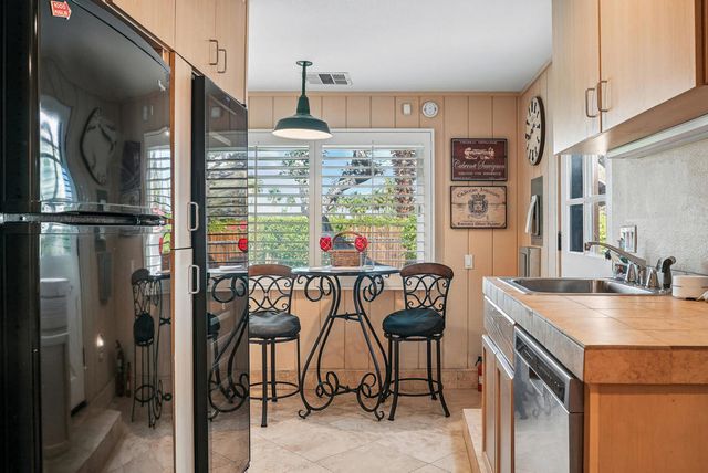 46490 Desert Lily Drive, Palm Desert, CA 92260