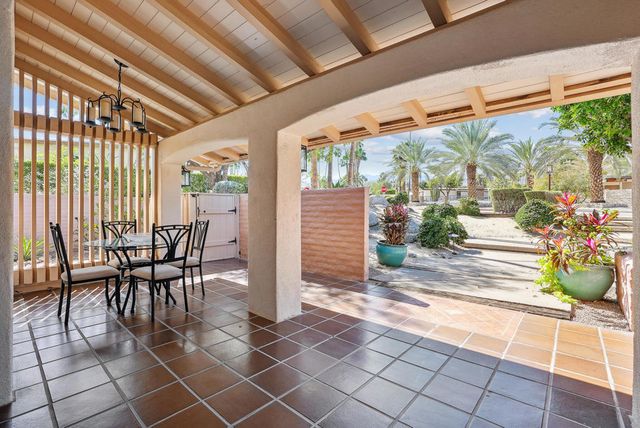 46490 Desert Lily Drive, Palm Desert, CA 92260
