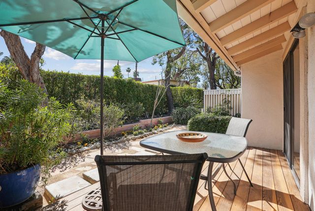 46490 Desert Lily Drive, Palm Desert, CA 92260