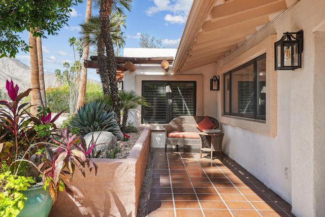 46490 Desert Lily Drive, Palm Desert, CA 92260