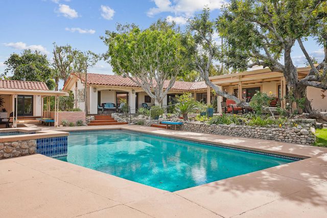 46490 Desert Lily Drive, Palm Desert, CA 92260