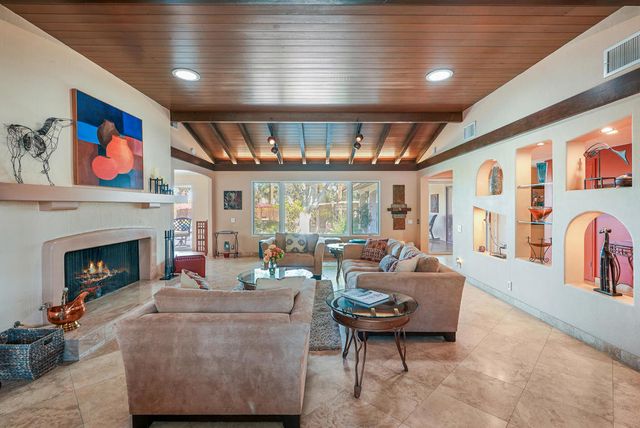 46490 Desert Lily Drive, Palm Desert, CA 92260