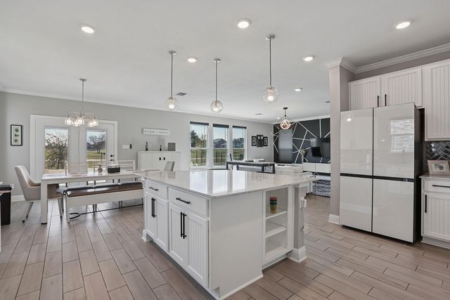 620 Lady Swiss LN 51, Hutto, TX 78634