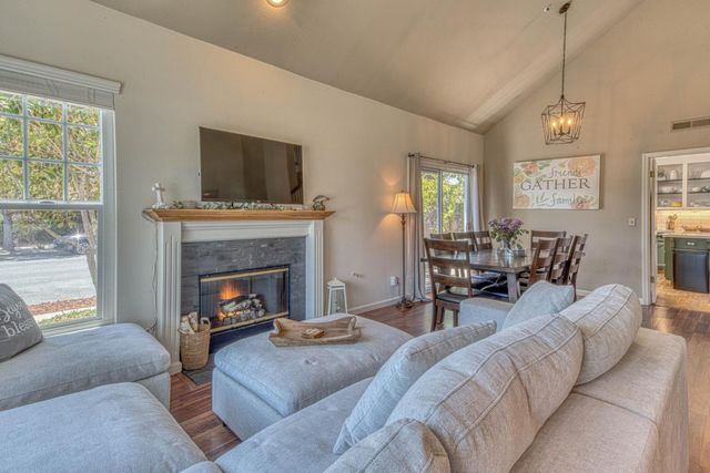 1992 Princeton Court, Salinas, CA 93906