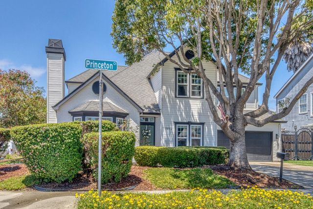 1992 Princeton Court, Salinas, CA 93906