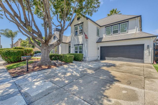 1992 Princeton Court, Salinas, CA 93906