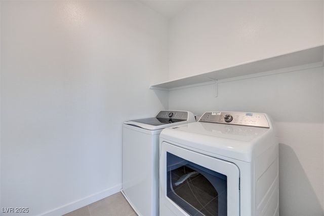 11935 Angle Cliff Avenue, Las Vegas, NV 89138