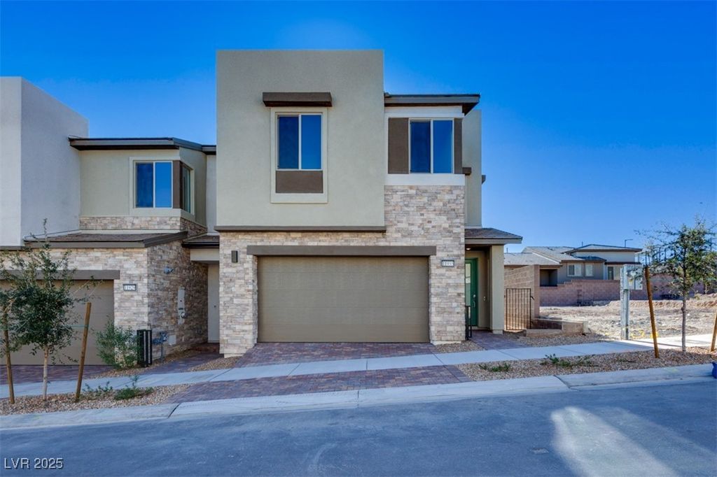 11935 Angle Cliff Avenue, Las Vegas, NV 89138