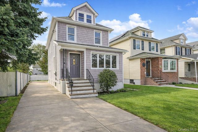 332 Willowbrook, Staten Island, NY 10314
