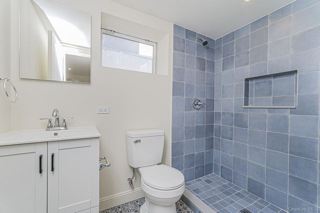 332 Willowbrook, Staten Island, NY 10314