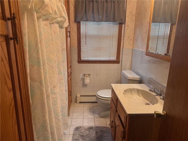 26 Callender Avenue, East Providence, RI 02914