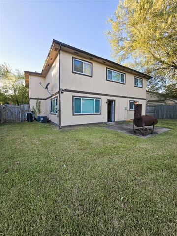 16327 Quail Echo Drive, Missouri City, TX 77489