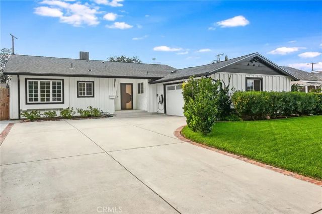 7741 Variel Avenue, Canoga Park, CA 91304
