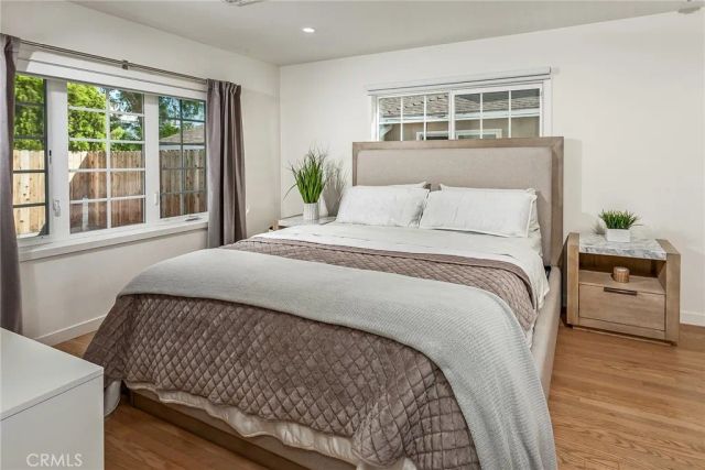 7741 Variel Avenue, Canoga Park, CA 91304