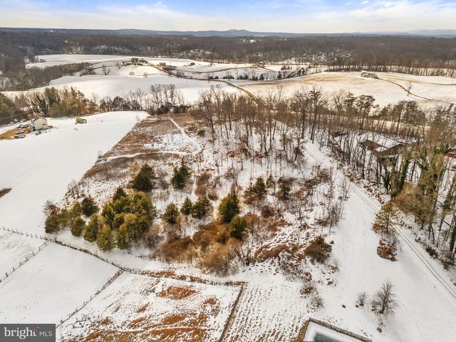 33A DOCS RD, Culpeper, VA 22701