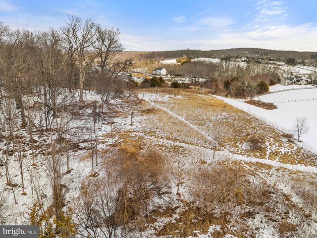 33A DOCS RD, Culpeper, VA 22701