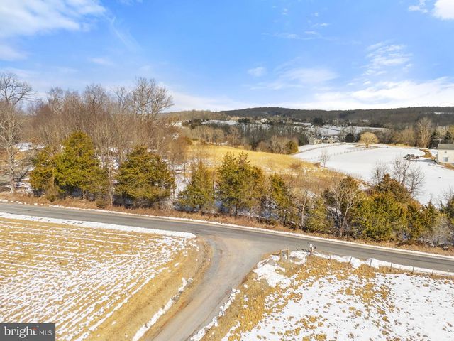 33A DOCS RD, Culpeper, VA 22701