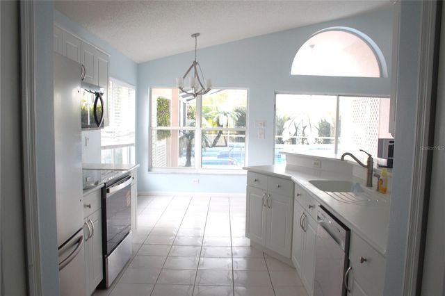 15730 AUTUMN GLEN AVENUE, Clermont, FL 34714