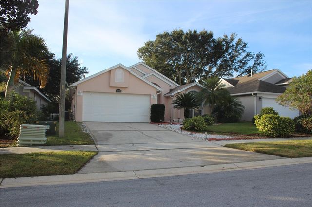 15730 AUTUMN GLEN AVENUE, Clermont, FL 34714