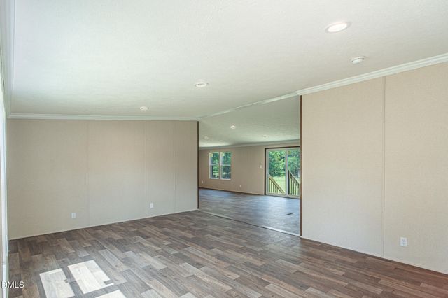 108 Storey Acres Road, Spring Lake, NC 28390
