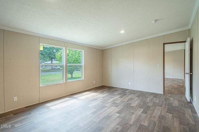 108 Storey Acres Road, Spring Lake, NC 28390