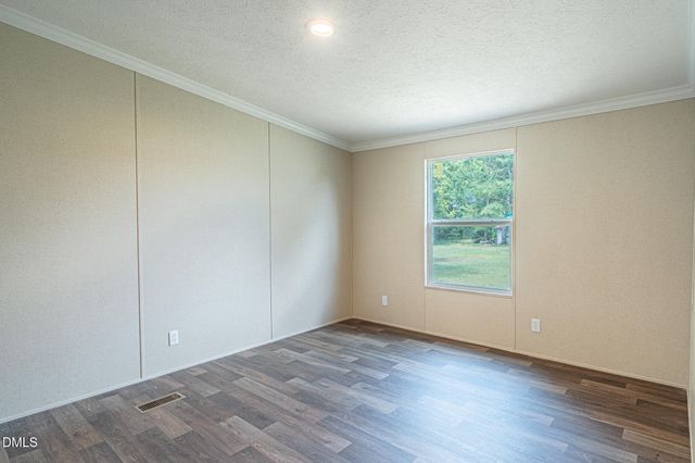 108 Storey Acres Road, Spring Lake, NC 28390